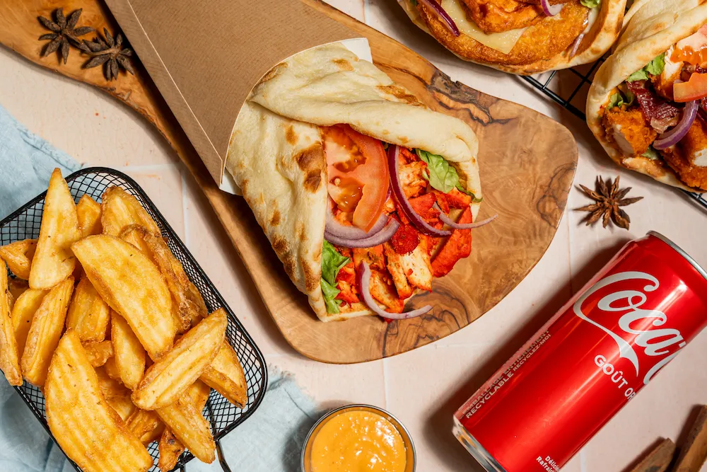 Naan Tikka  + Potatoes crispy + une boisson 33cl